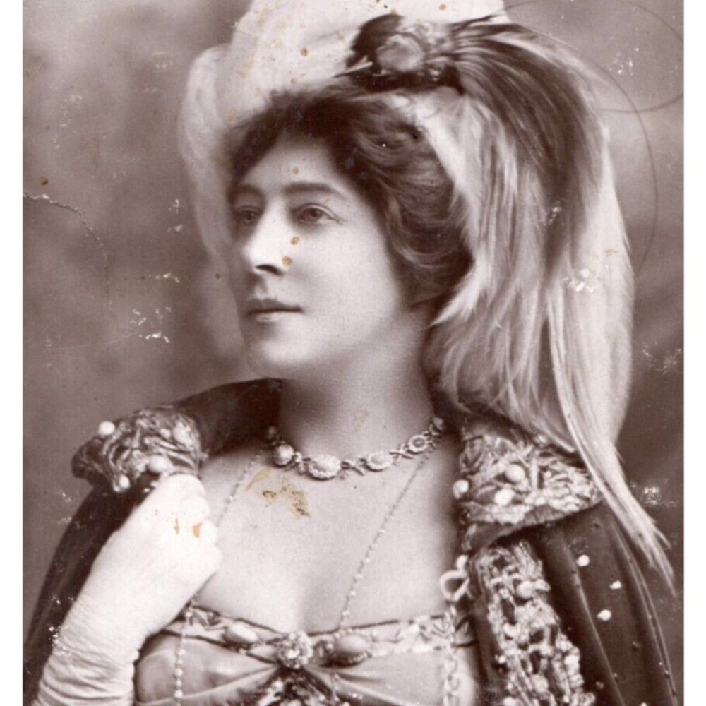 Mrs Langtry RPPC Postcard Vintage Antique Real Photo